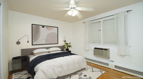 1233 Lunt Ave, Chicago IL  60626-3029 exterior