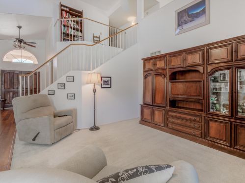 2124 Cathedral Rock Dr, Phoenix AZ 85045-1821 exterior