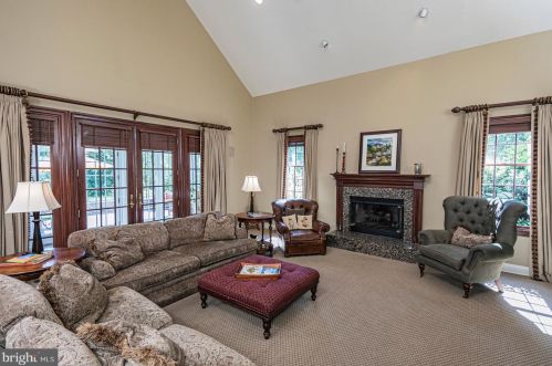 51 Grasmere Way, Princeton NJ 08540-7548 exterior