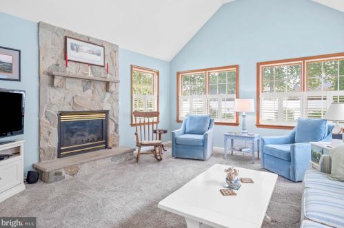 48 Bay Breeze Dr, Lewes DE 19958-2110 exterior