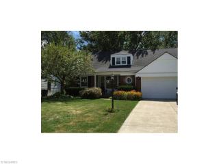 19081 Colahan Dr, Cleveland OH  44116-2802 exterior