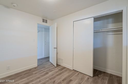 802 31st St, Phoenix AZ 85016-5072 exterior