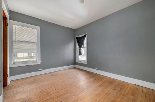 223 Dutton St, Kalamazoo MI 49007-5174 exterior