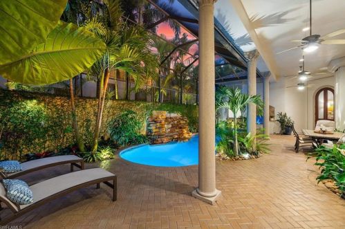 15743 Villoresi Way, Naples FL 34110-2715 exterior