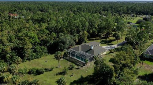 2661 2 St, Naples FL 34120-1389 exterior