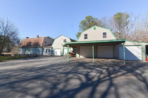 210 Greenhouse Rd, Coventry RI 02827-2101 exterior
