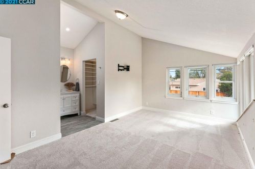 4075 Nulty Dr, Concord CA 94521-1810 exterior