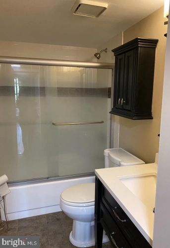 801 Howard St, Alexandria VA 22304-5459 exterior