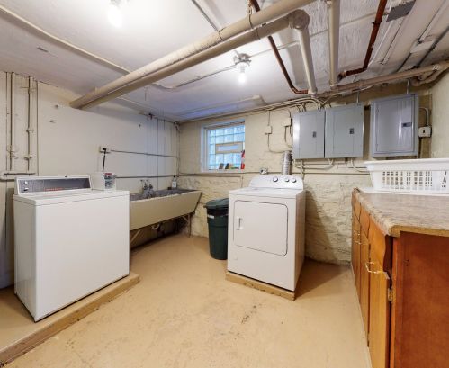 1922 Wilson Ave, Chicago IL 60625-3760 exterior