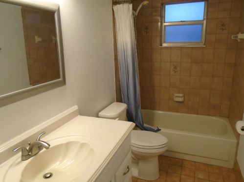 372 Walters Ter, Fort Pierce FL 34983-3878 exterior