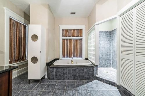 824 Briarcliff Pl, Atlanta GA 30306-3902 exterior