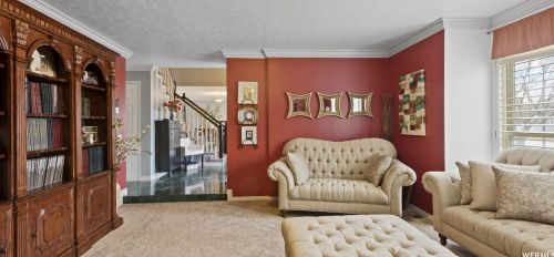 1925 Foxmoor Cir, Sandy UT 84092-5265 exterior