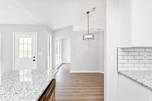 320 Emerald Grn Ct, Atlanta GA 30349-8420 exterior