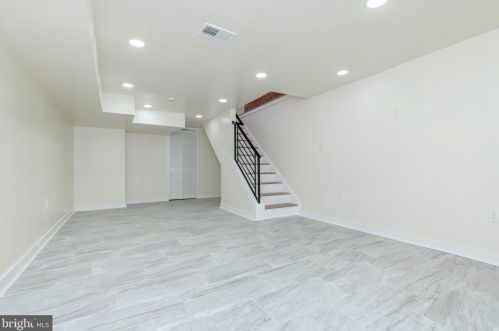 2418 Iseminger St, Philadelphia PA  19148-3518 exterior