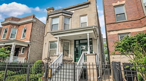 4420 Dover St, Chicago, IL 60640-5527