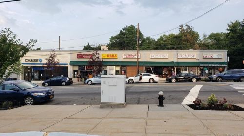 5601 Riverdale Ave, Bronx NY  10471-2119 exterior