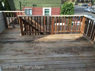 2441 Weidler St, Portland OR  97232-1663 exterior