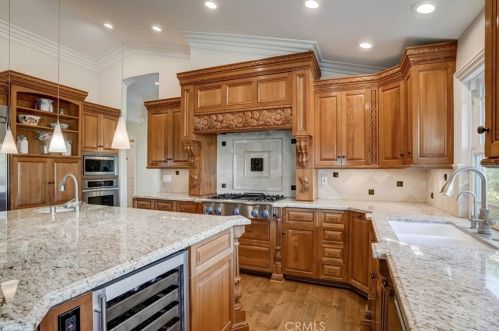 13385 Cajalco Rd, Perris CA  92570-9561 exterior