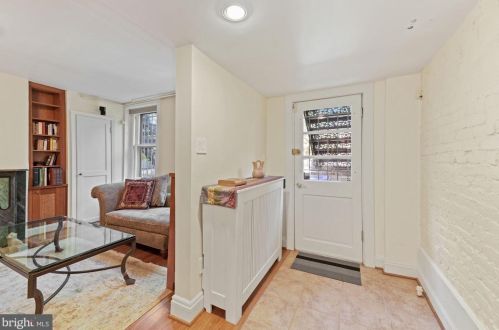 709 Capitol St, Washington DC 20003-1711 exterior