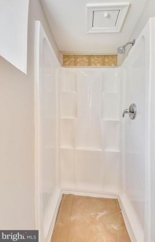 4206 Mt Vernon Memorial Hwy, Alexandria VA 22309-2809 exterior