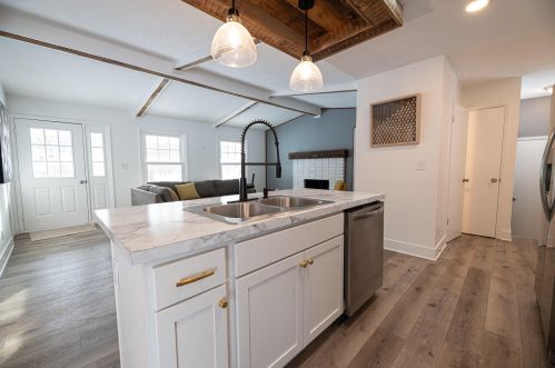 1748 Prince Ln, Meskegon MI  49445-1742 exterior