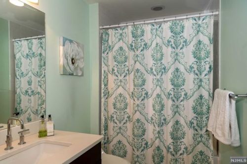 53 Eton Row, Union City NJ 07086 exterior