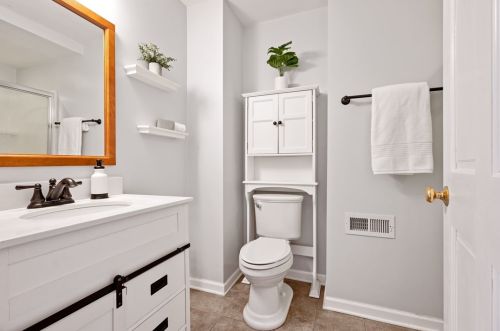 4607 Corday Way, Pittsburgh PA 15224-1916 exterior