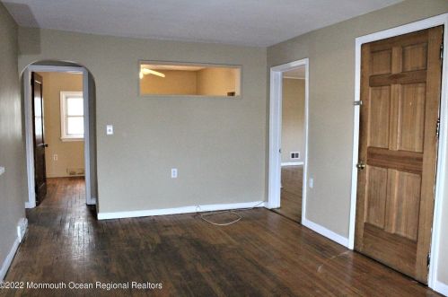 309 Hawthorne Ave, Point Pleasant Beach NJ 08742-2540 exterior