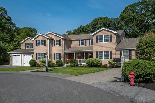 9 Ledgewood Rd, Woburn, MA 01801-5471