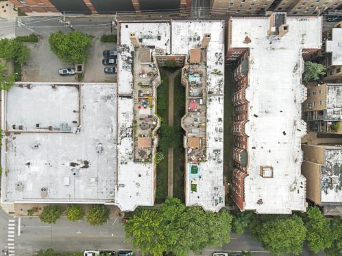 6818 Ashland Ave, Chicago IL 60636-3415 exterior