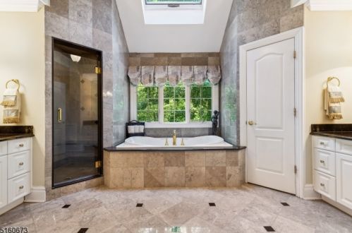 83 Pettit Pl, Princeton NJ 08540-7645 exterior