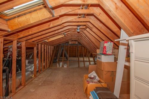 1 Briarcliffe Dr, Scotch Plains NJ 07076-2314 exterior