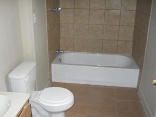 900 Mount Vernon St, Springfield MO  65806-1924 exterior