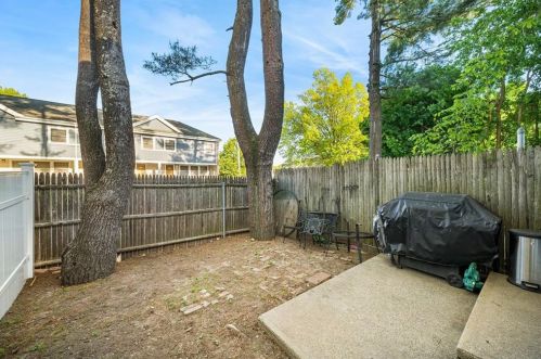 29 Matson Ave, Providence RI 02909-5117 exterior