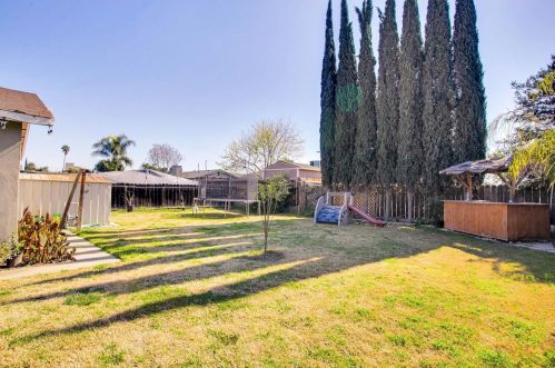 654 Birchwood Way, Turlock CA 95380-5952 exterior