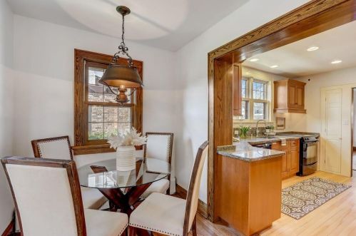 5347 Berkeley Blvd, Milwaukee WI 53217-5138 exterior