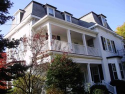 71 Erie Ave, Newton MA 02461-1515 exterior