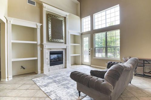 2100 Mustang Trl, Frisco TX 75033-8379 exterior