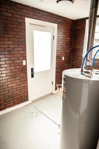 120 Court St, Saint Clement MO 63334-2405 exterior