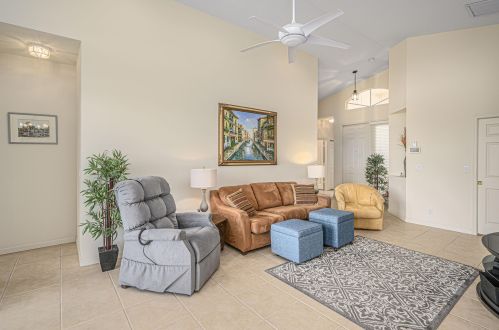 316 Springview Loop, Fort Pierce FL 34986-2665 exterior