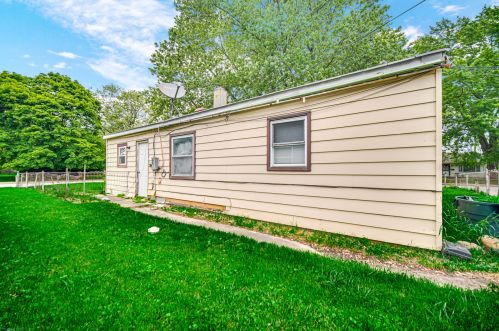 2000 Capri Ave, Joliet IL 60436-1203 exterior