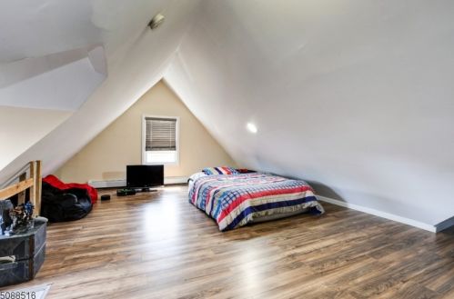 221 Myrtle Ave, Irvington NJ  07111-2657 exterior