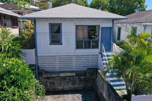227 Auwaiolimu St, Honolulu, HI 96813-1771