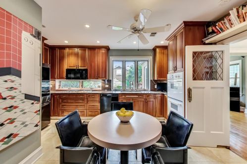 5913 Kenneth Ave, Chicago IL 60803-2131 exterior