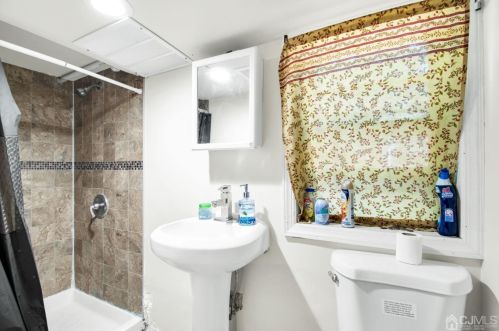 1342 3rd St, Plainfield NJ 07063-1214 exterior