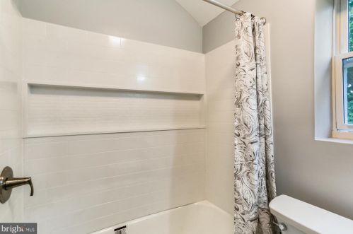 7309 16 Ave, Silver Spring MD 20912-7043 exterior