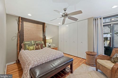 449 N St, Washington DC  20024-3701 exterior