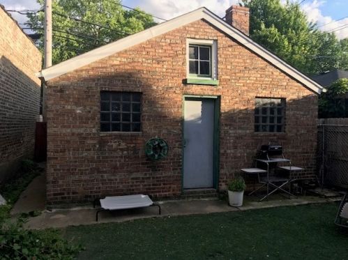 1931 Addison St, Chicago IL 60613-3504 exterior