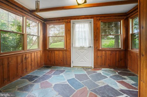 2071 Sunnyside Ave, Pottstown PA 19464-3026 exterior