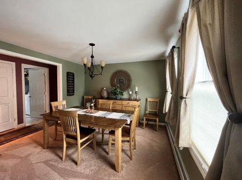 23 Styles Dr, Concord NH 03301-8637 exterior